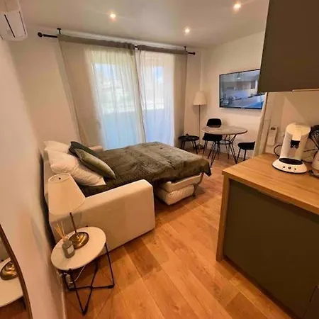 Apartment Charmant Studio Ajaccio Centre *