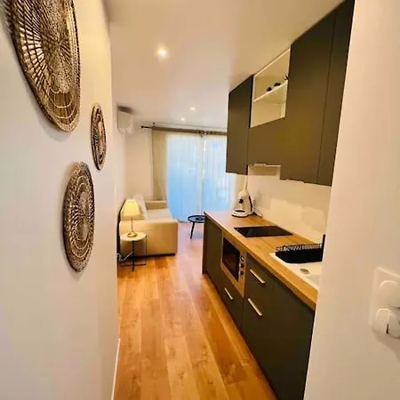Apartment Charmant Studio Ajaccio Centre *